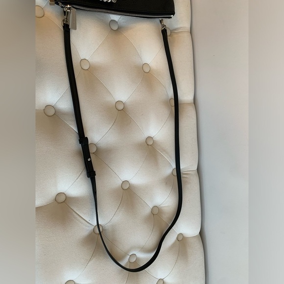 Michael Kors Leather James Large Zip Clutch Crossbody Bag black hands free - Picture 13 of 15